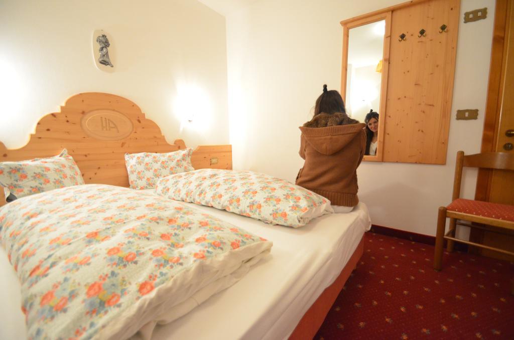 Hotel Albe Rocca Pietore Exterior foto